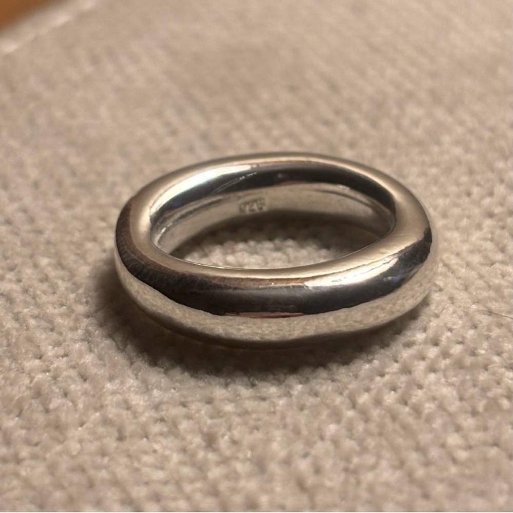 Timeless Silver Jewelry Round Pendant